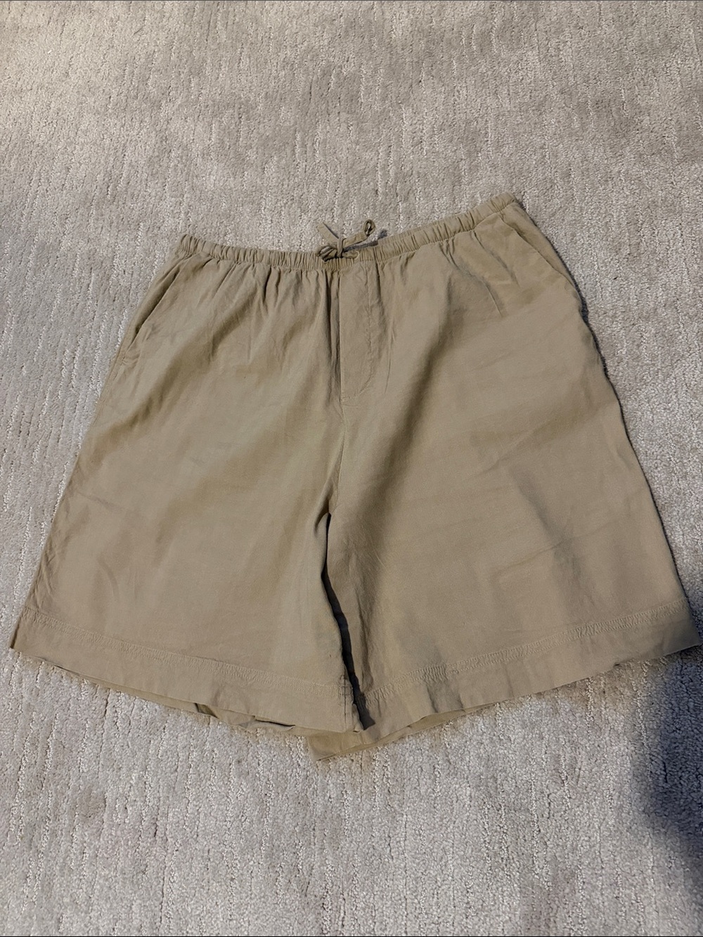 Athleta Paradise shorts, khaki, size
medium - Picture 2 of 12